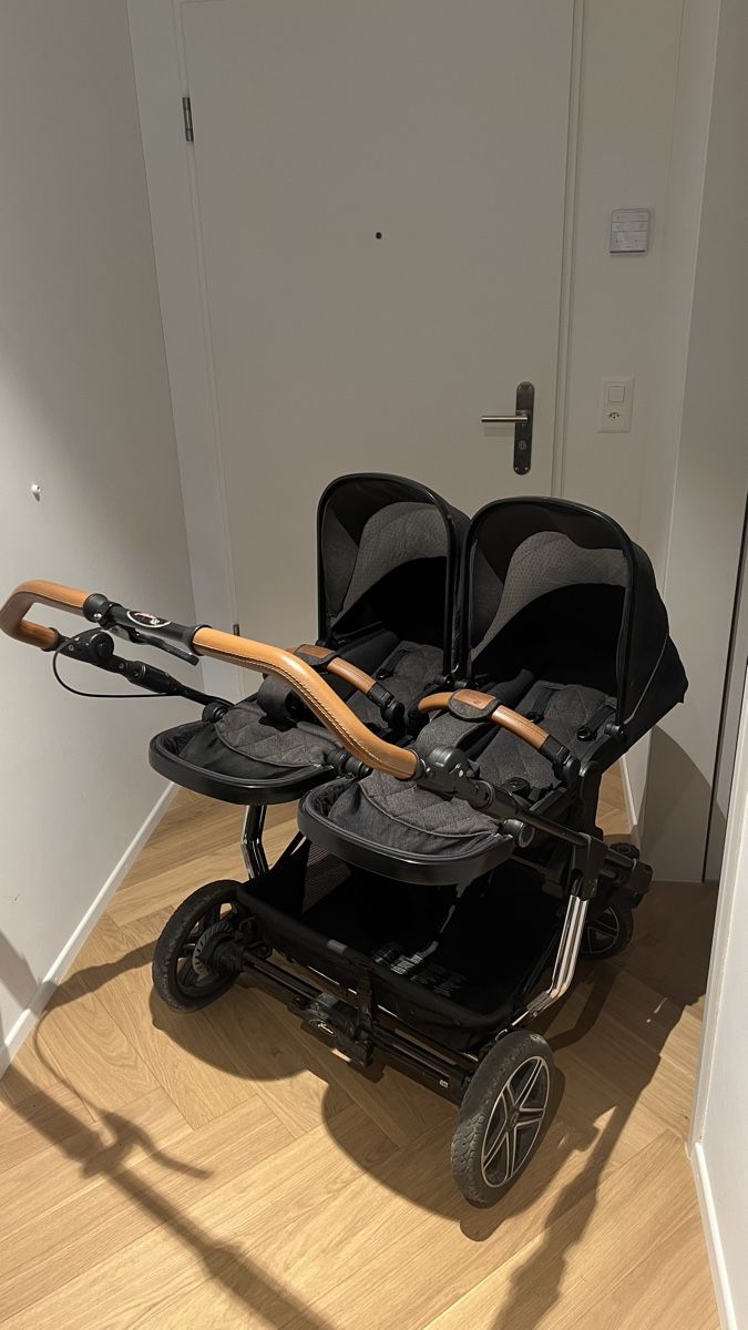 Hartan Carrozzine: Hartan Two Select Kinderwagen für Geschwister oder Zwillinge – Usato da Nänikon venduto da gru_yyw7 1