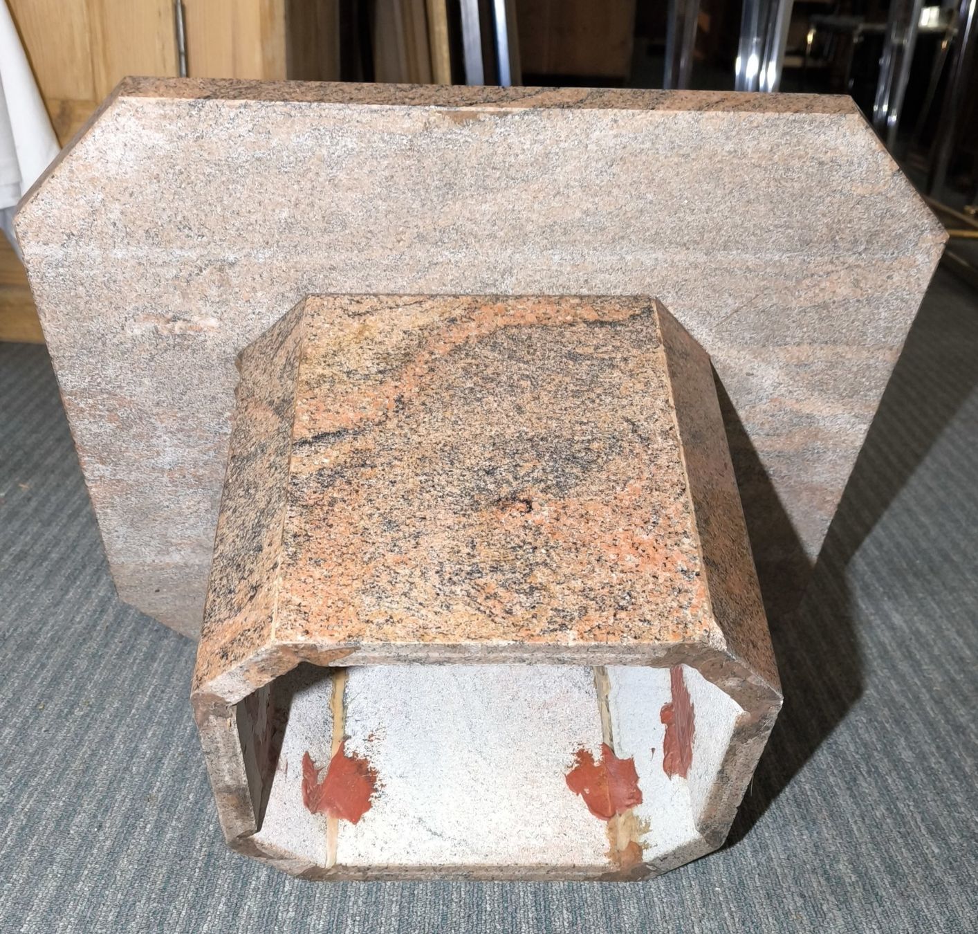 Tavoli: Salontisch Granit massiv – Usato da Rorschacherberg venduto da snOOpydOg11 4