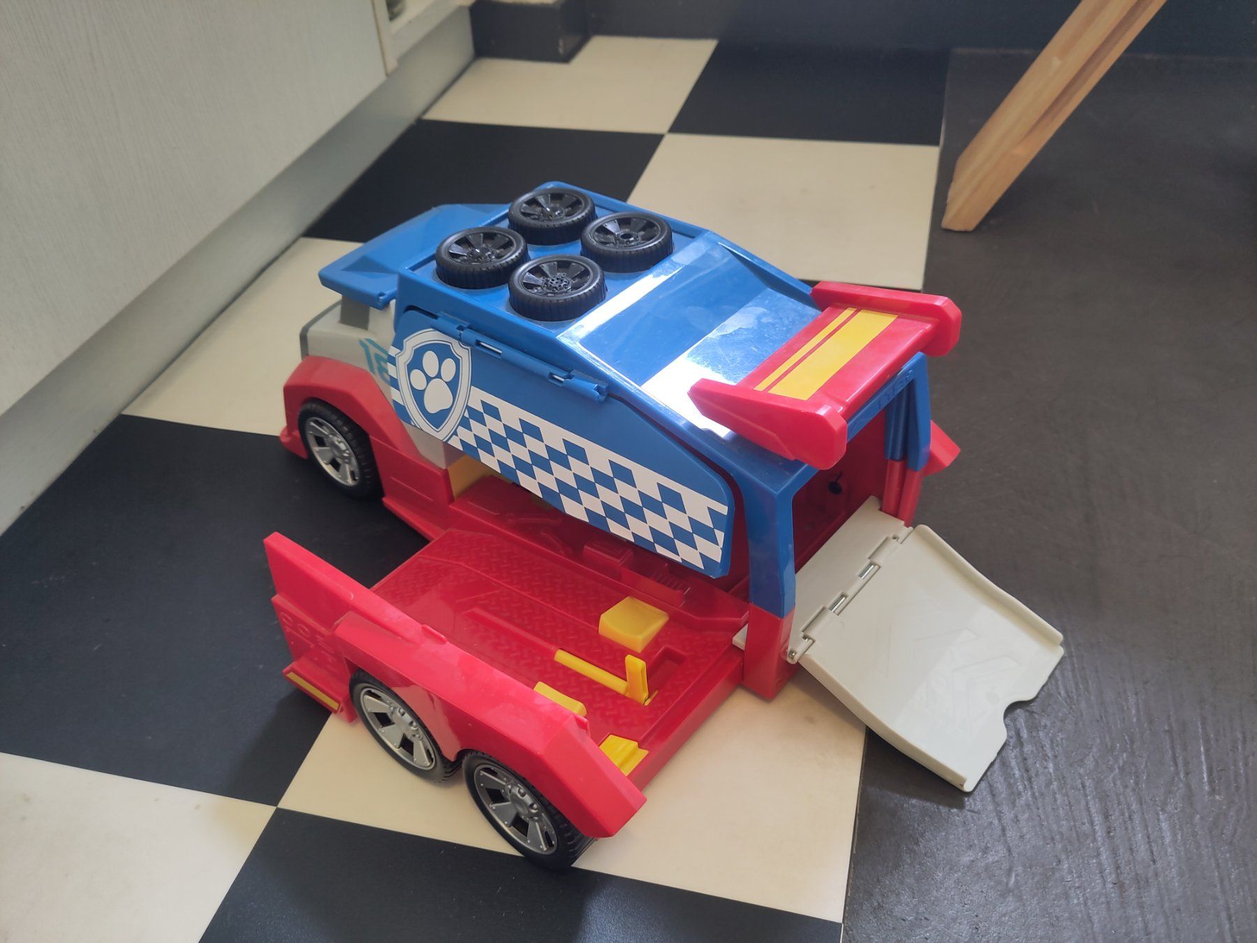 Giocattoli: Camion Paw Patrol – Usato da Fribourg venduto da Perpignan66 3