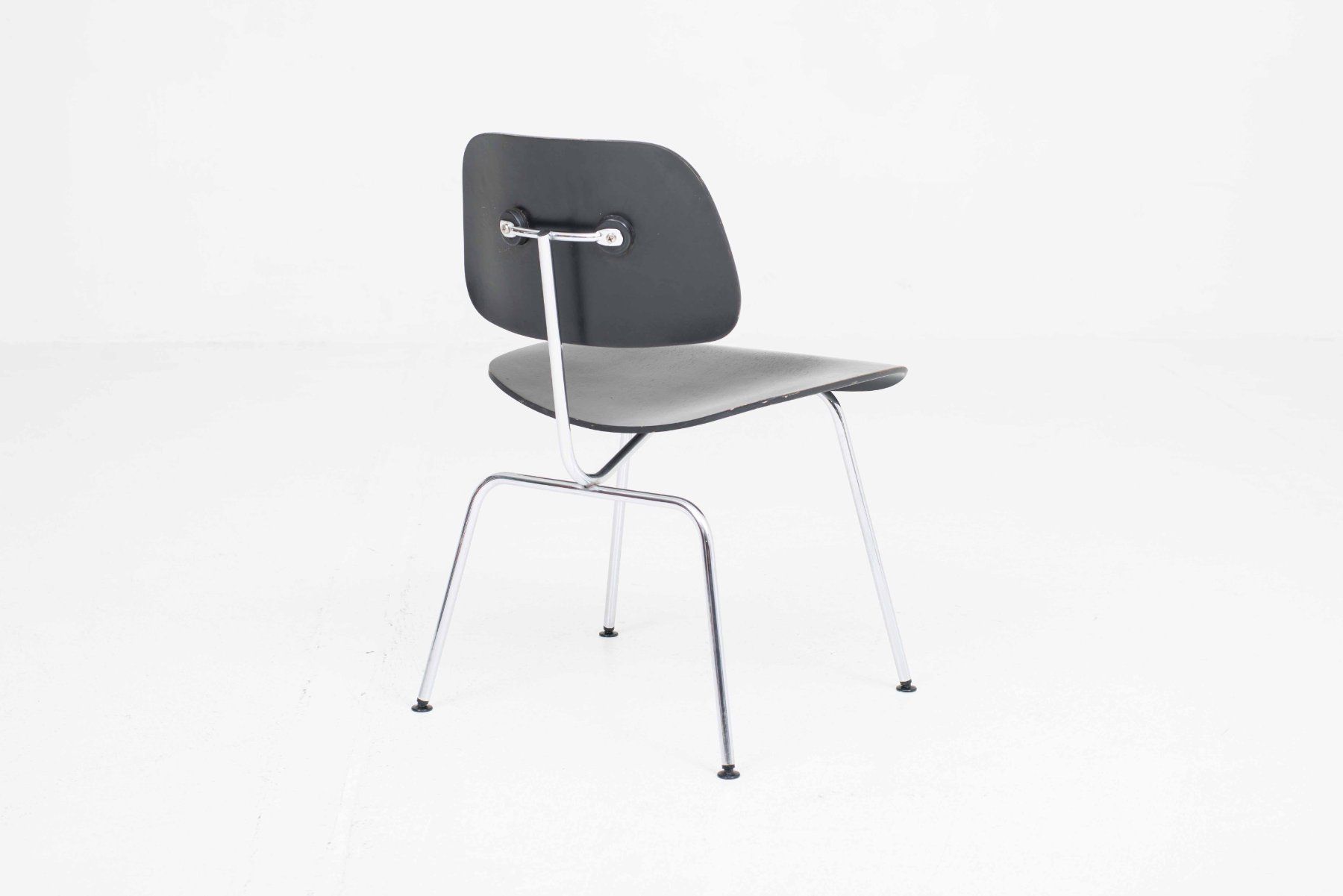Herman Miller Sedie: Herman Miller / Vitra DCM Stuhl von Eames in Schwarz – Usato da Zürich venduto da STUZH38 3