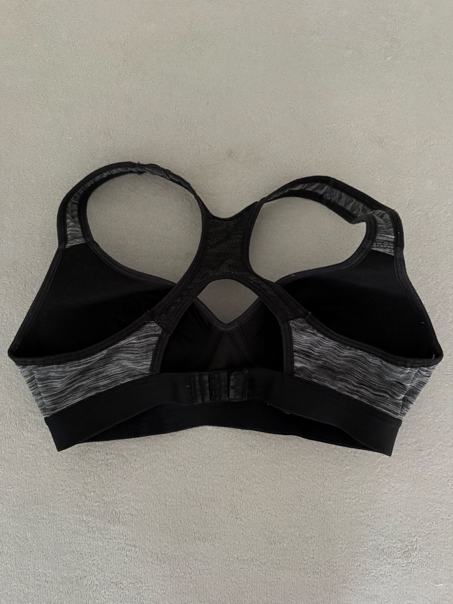H&M Top: H&M Sport BH Gr. S – Usato da Zürich venduto da vallup_9 1