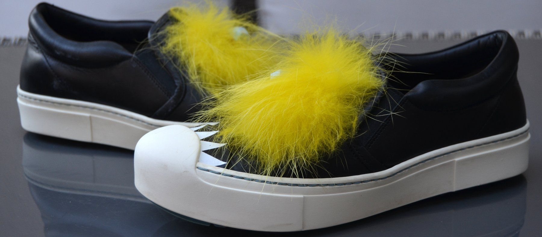 Fendi Damenschuhe: Fendi Monster Sneakers 36 – Gebraucht aus Collonges von Auganien 7