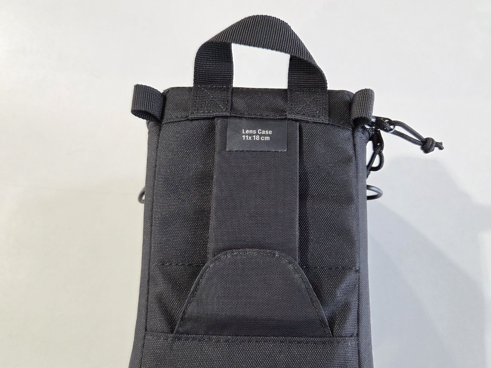 Lowepro Borse: Lowepro Lens Case 11x18 cm – Usato da Rotkreuz venduto da vabu33 2