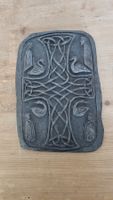Tafel aus Bronze