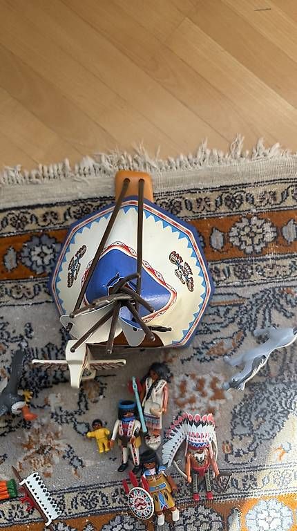 Playmobil Jouets: Playmobil Indianer mit Tipi – D'occasion à Zürich par Engelhard74 3