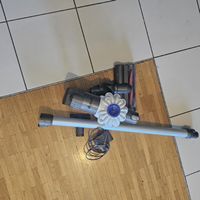 Dyson v6