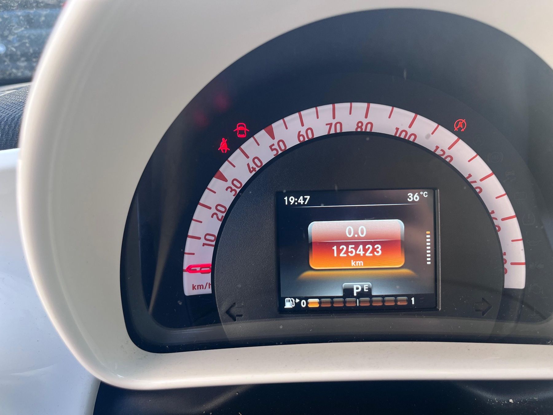 Smart Automobili: Smart Forfour 90ps Automat Navi Benzin – Usato da Reinach AG venduto da Undercover162 5