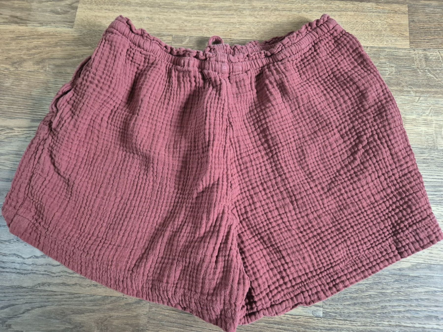 H&M Hosen: H&M rust cotton muselin shorts size S – Gebraucht aus Zürich von monadiederich 2