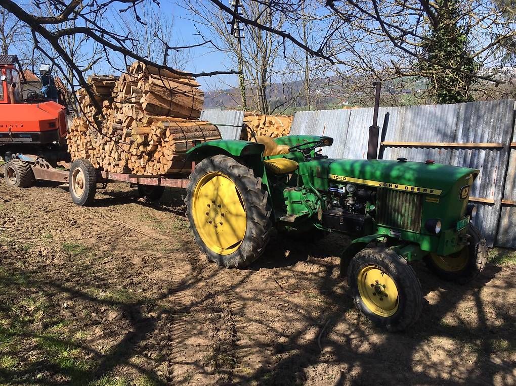 Trattori: John Deere 1020, Jg. 1969 – Usato da Schötz venduto da Ivo1 2