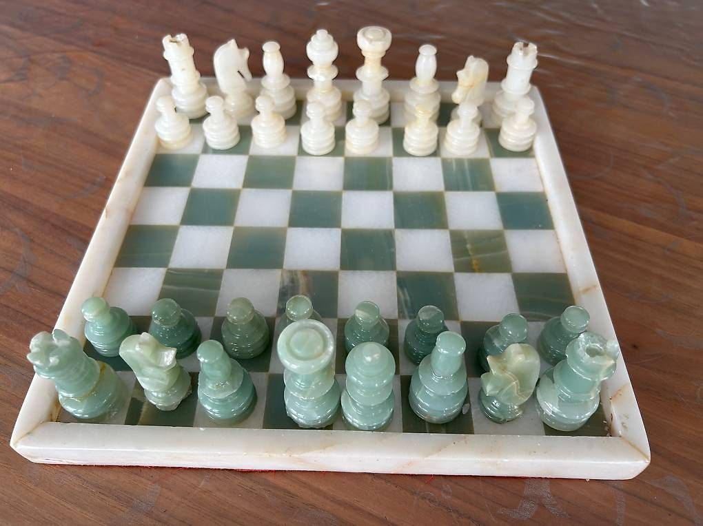 Giochi:  Edles Schachspiel – Usato da Zug venduto da HelenOL