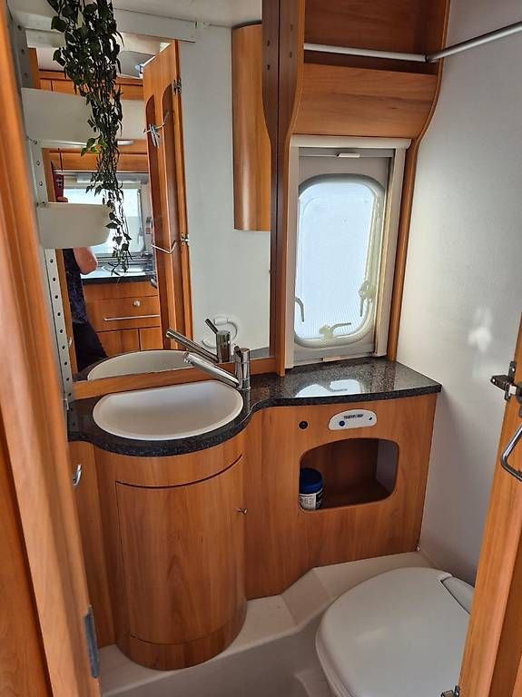 Veicoli da campeggio: HYMER ERIBA NOVA 480 GL – Usato da Arch venduto da benji14 2