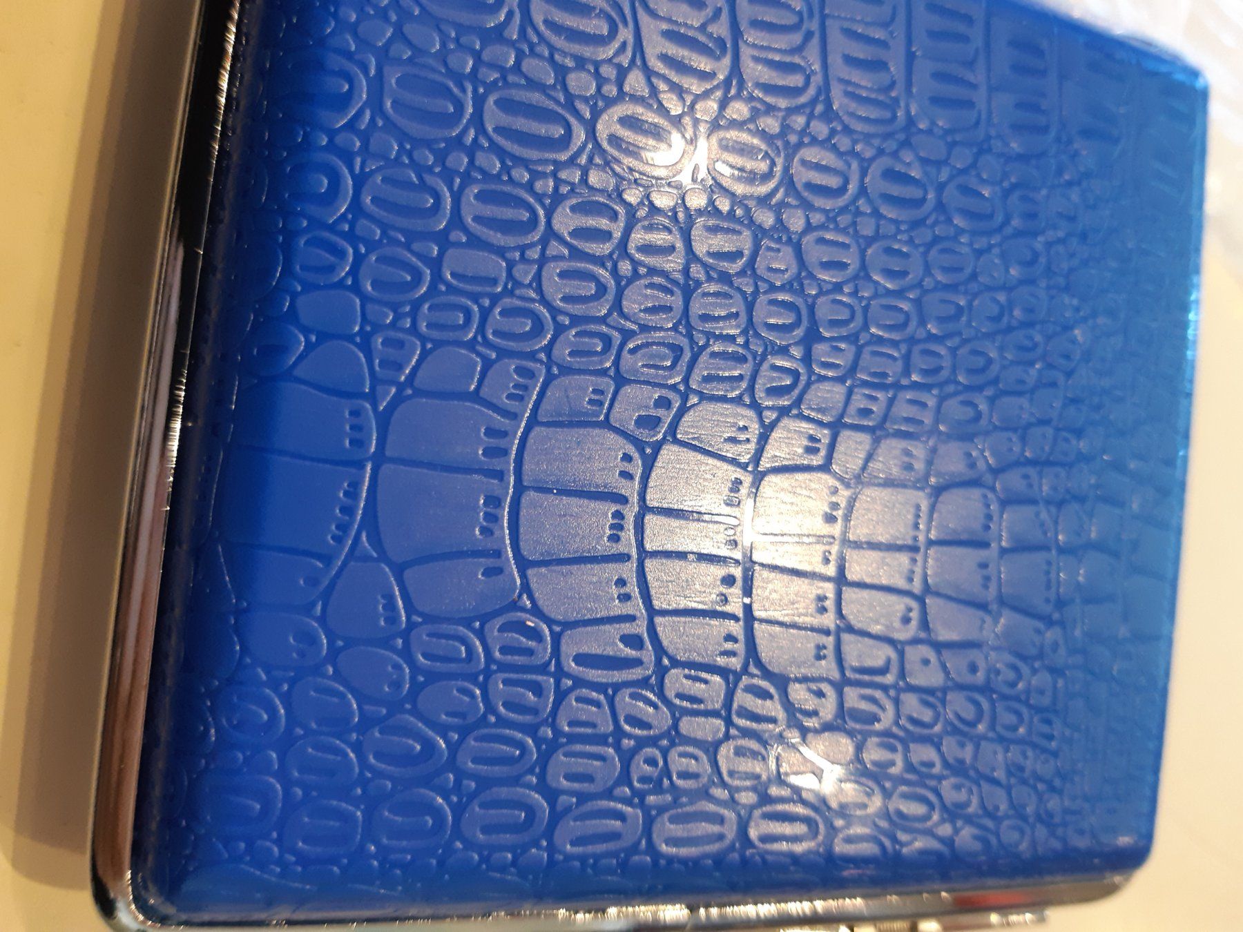 Altri Prodotti per fumatori: Zigaretten etui witziges innenleben  dunkelblau – Nuovo e nell'imballaggio originale da Ibach venduto da chaemilochhobbygarte 1