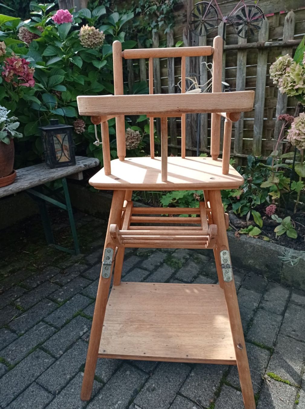Hochstühle: Hochstuhl 2 in 1 – Gebraucht aus Herisau von ACm9