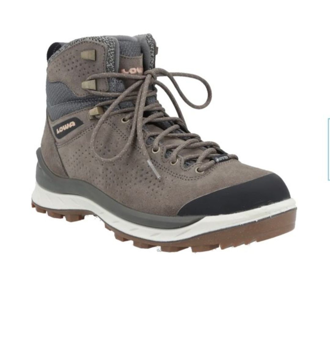 Scarpe per ragazzi: Lowa Gr.39  NEU – Nuovo (secondo la descrizione) da Diessbach b. Büren venduto da MoniaSpeich 2