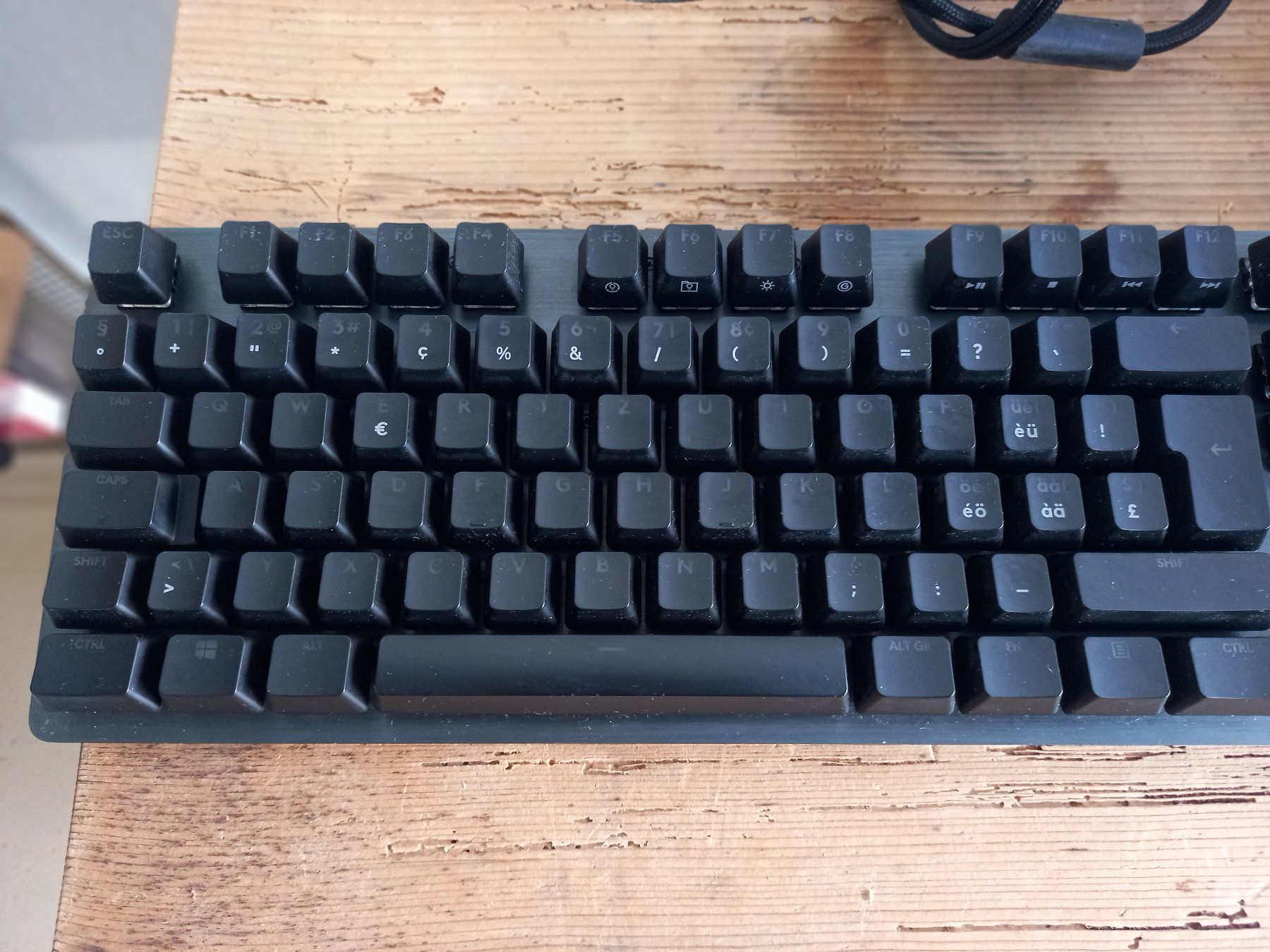Logitech Tastiere: Logitech G513 Carbon Gaming-Tastatur – Usato da Prez-vers-Siviriez venduto da Monija70 4