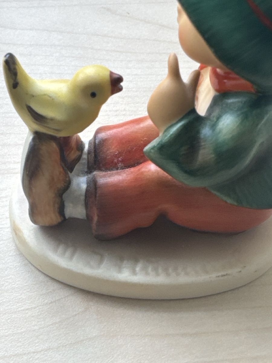 Hummel Figurines: Hummel Figur Junge mit Vogel 1992 – D'occasion à Steinhausen par Stern2727 3