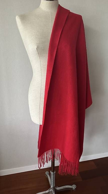Foulard & Sciarpe: Kaschmirschal rot – Usato da Würenlos venduto da avauva 3