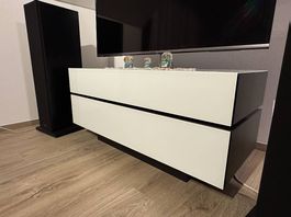 Spectral Brick 1203 mit TV Halterung Sideboard weiss