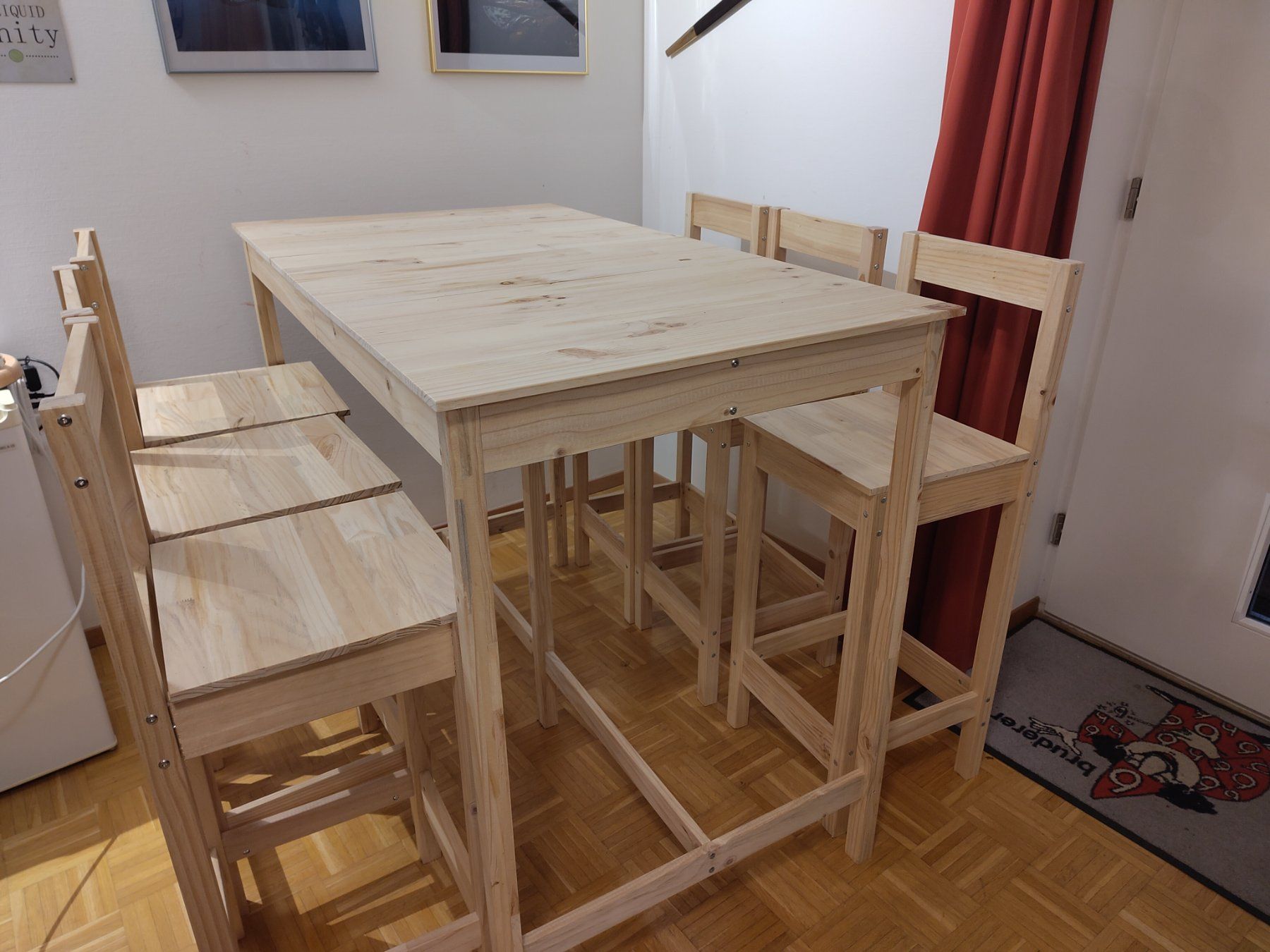 Vidaxl Tische: Bartisch mit 6 Hocker – Gebraucht aus Herisau von rog_rtz8