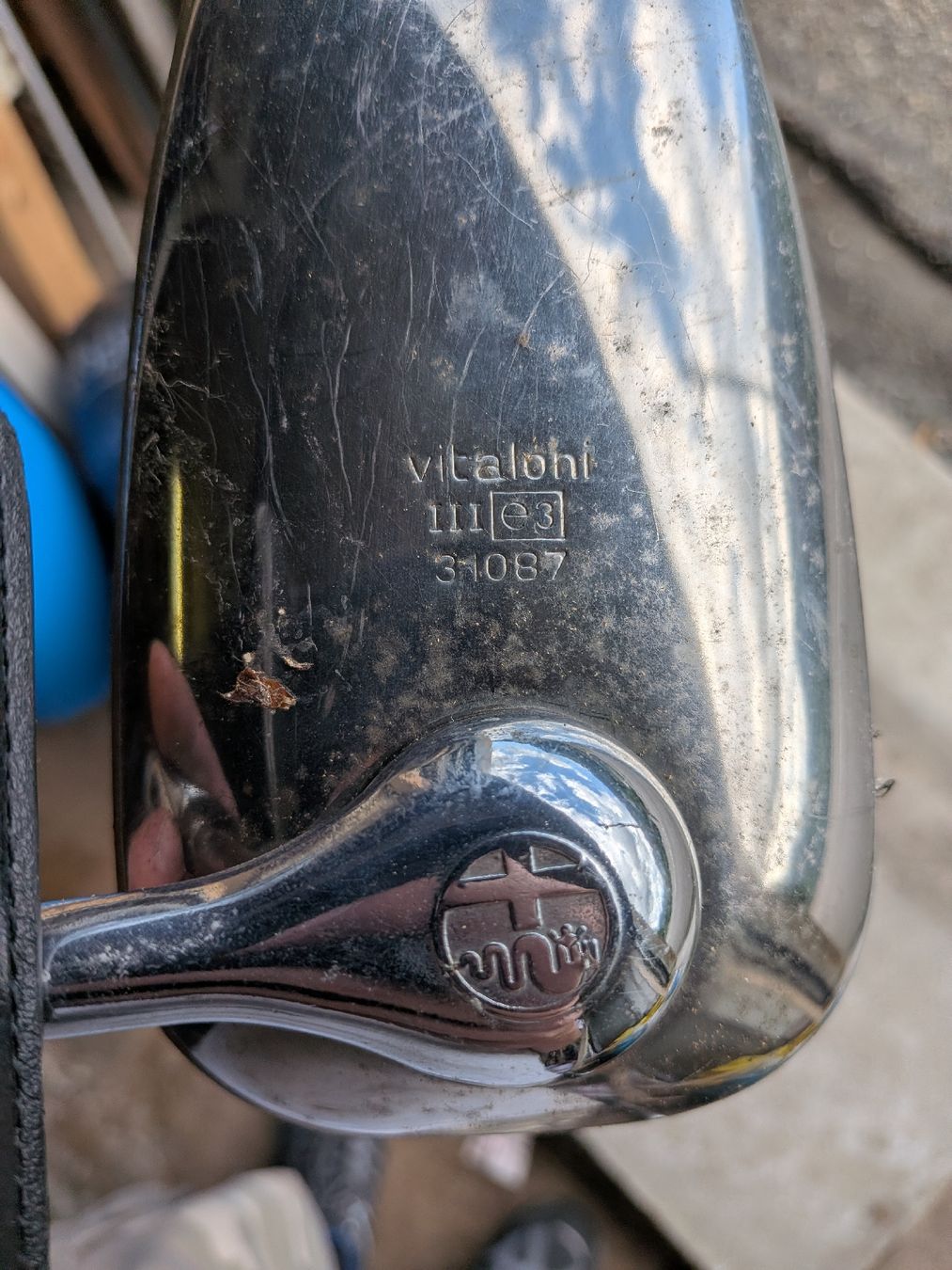 Alfa Romeo Tutti pezzi di ricambio auto: Rétroviseur Vitaloni 111 E3 rayé état d'usage – Usato da Vallorbe venduto da fam_wy2j 2