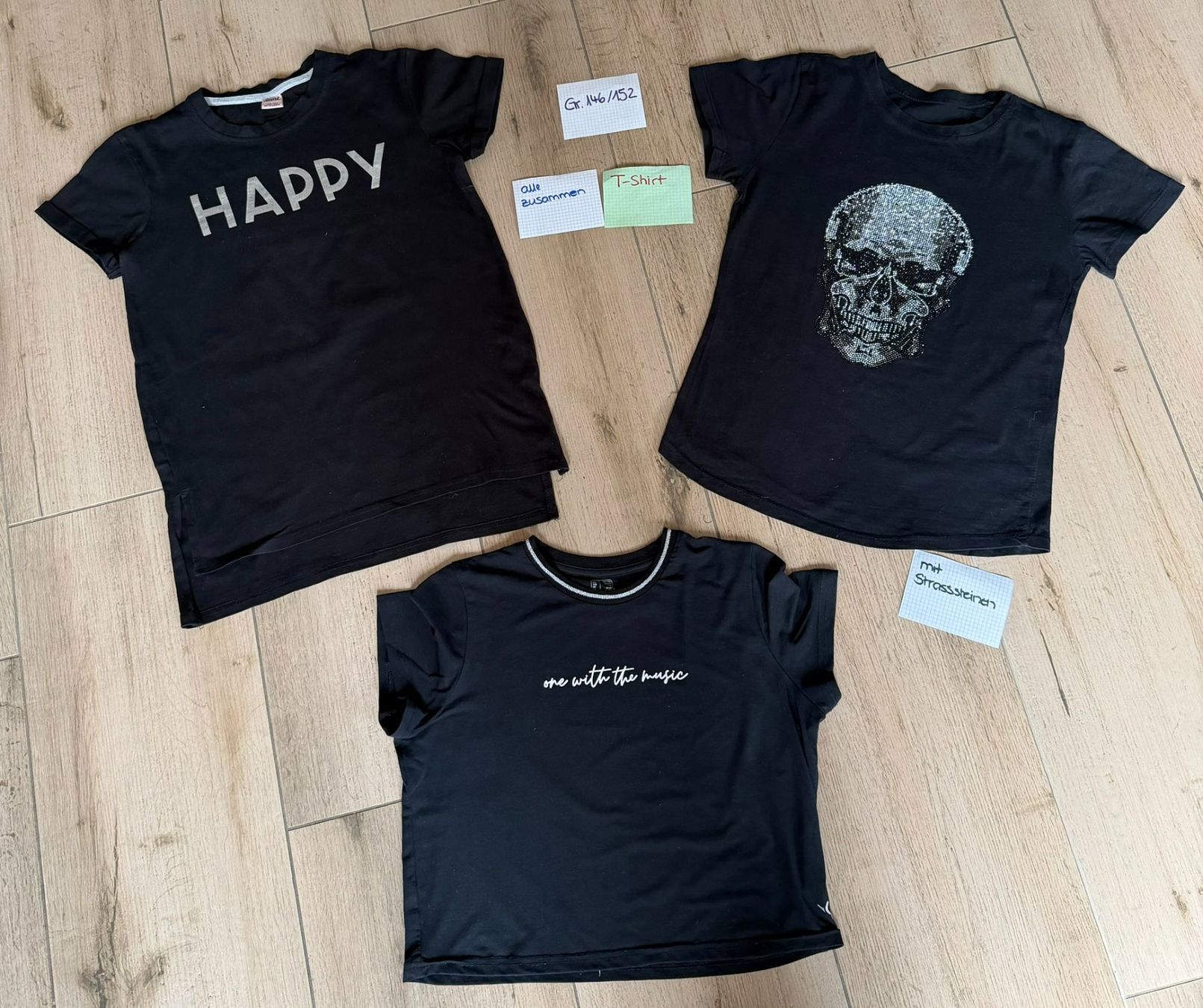 Lotti & Set di vestiti: 3 T-Shirts im Set, schwarz, Grösse 146/152 – Usato da Zuzwil SG venduto da Zaubertipps