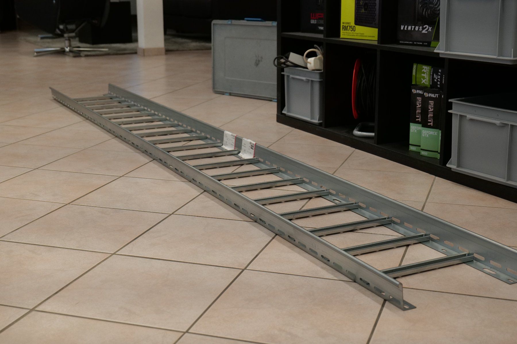 Componenti elettronici: Kabelpritsche Lanz 300x60mm Abstand 150mm – Nuovo e nell'imballaggio originale da Unterkulm venduto da nmz