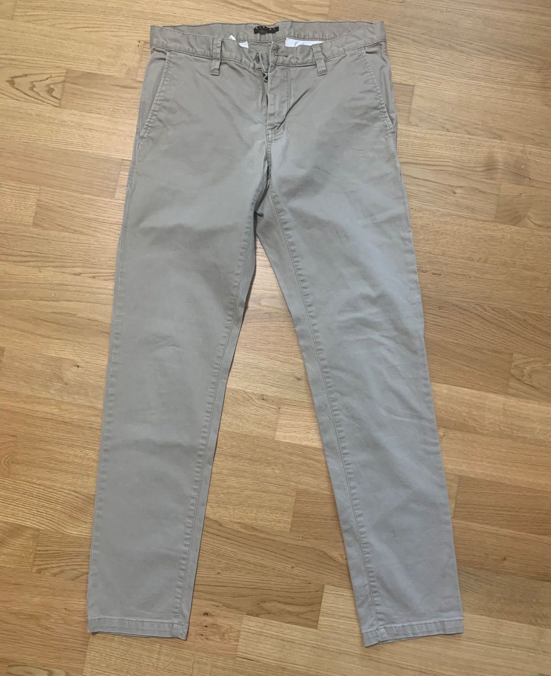 Sisley Pantaloni: Sisley Chino Hose – Usato da Kaltbrunn venduto da IMRLU998