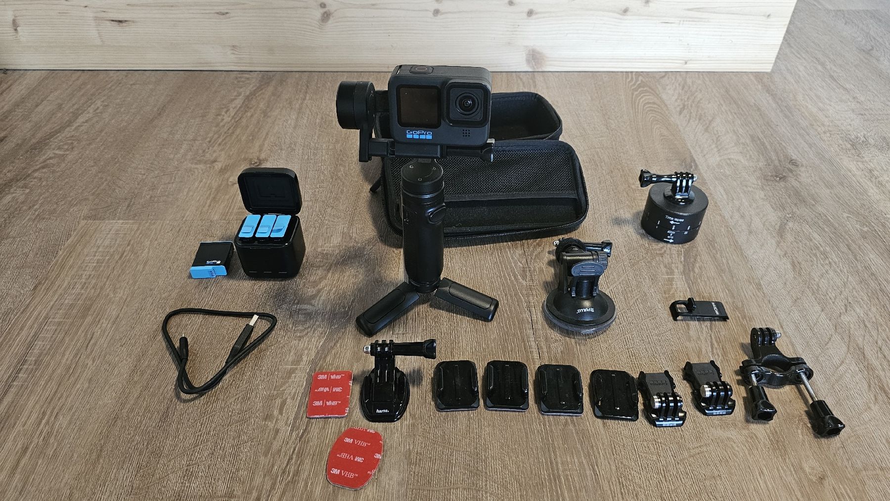 Gopro Action Cam: GoPro 10 mit  Zubehör – D'occasion à Eschenbach SG par 1kg