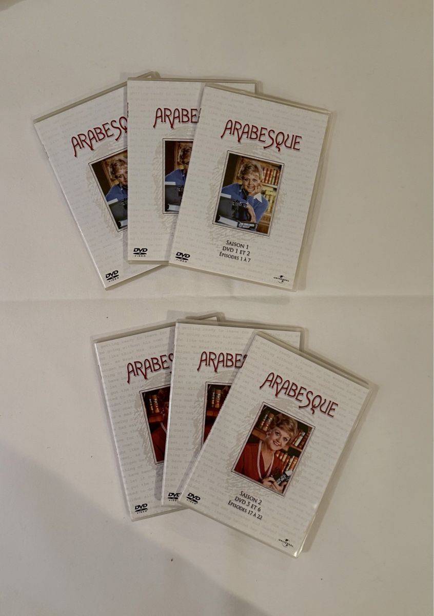 Tutti i DVDs: DVD intégrale Arabesque: saison 1 et 2 – Nuovo (secondo la descrizione) da Genève venduto da flocon06 1
