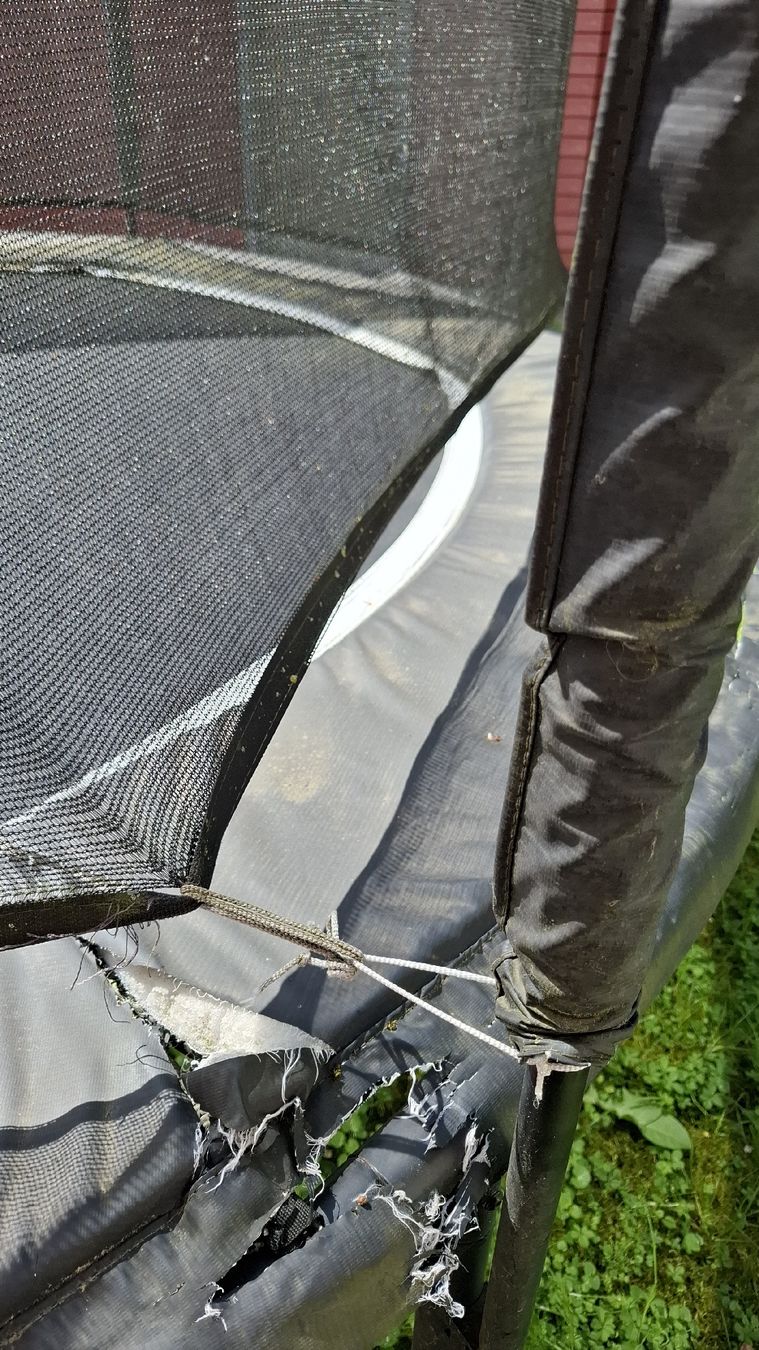 Salta Trampolini: Trampolin 3m – Usato da Oberembrach venduto da raalel 4