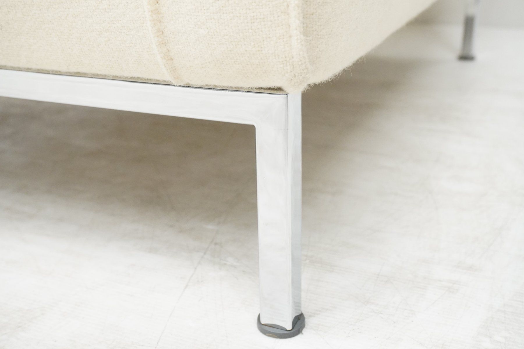 Zanotta Sessel: Zanotta Sessel Stoff beige – Gebraucht aus Bad Zurzach von QLASSIQ 7