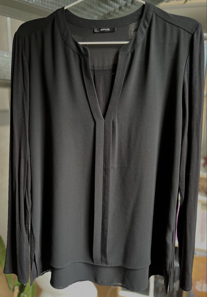 Opus Camicette: Elegante, weich fallende schwarze Bluse von Opus – Usato da Regensdorf venduto da Barbara9 1