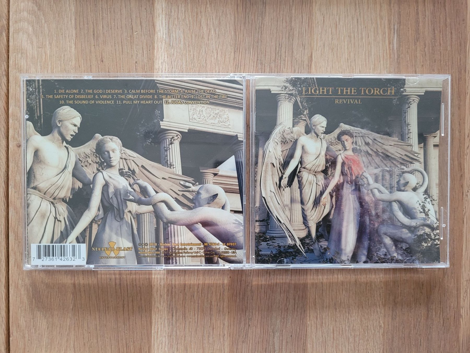 CD: CD Light The Torch - Revival, 2018 – Usato da Nebikon venduto da Harley-Davidson01