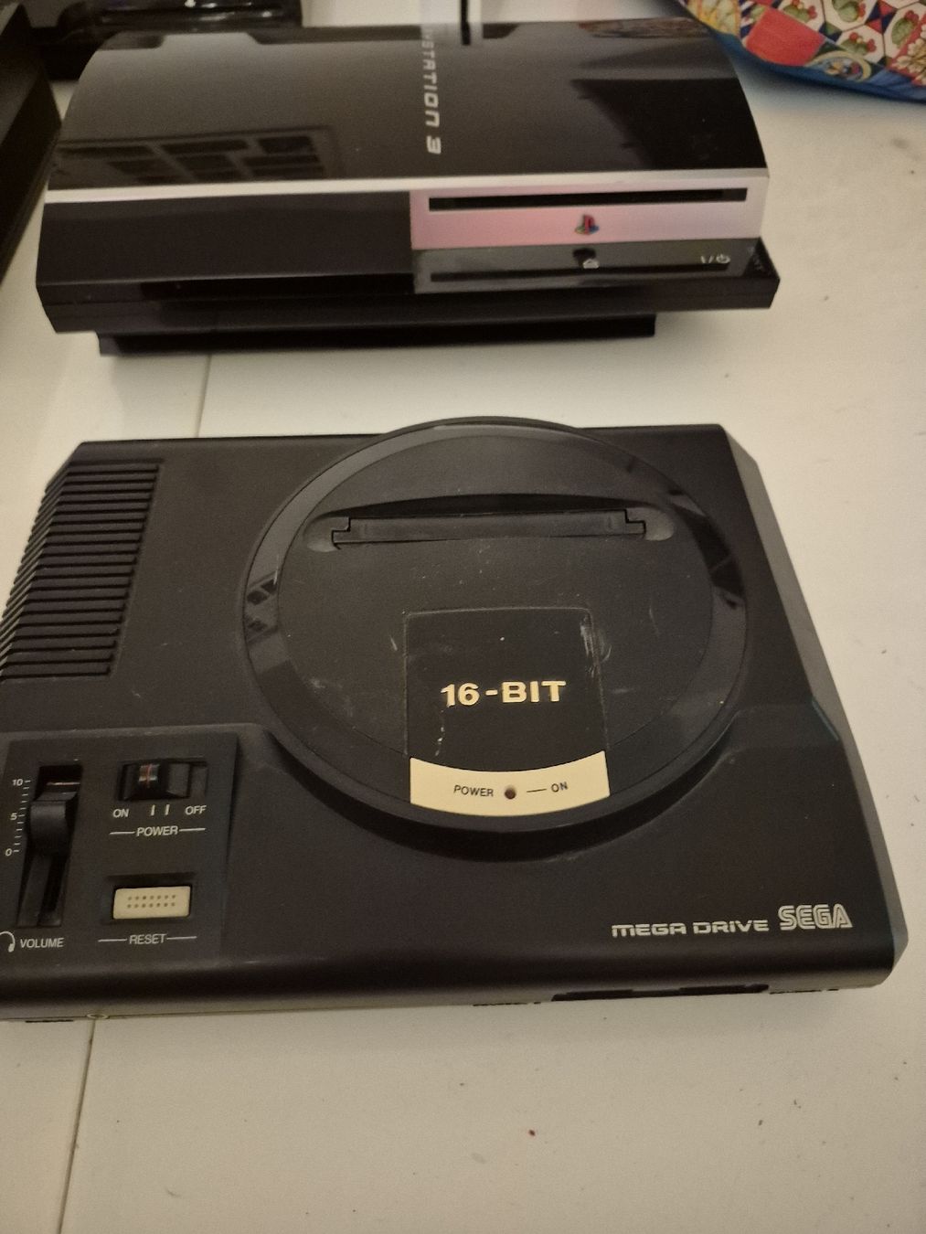 Consoles: lot console – D'occasion à Genève par Gigs007