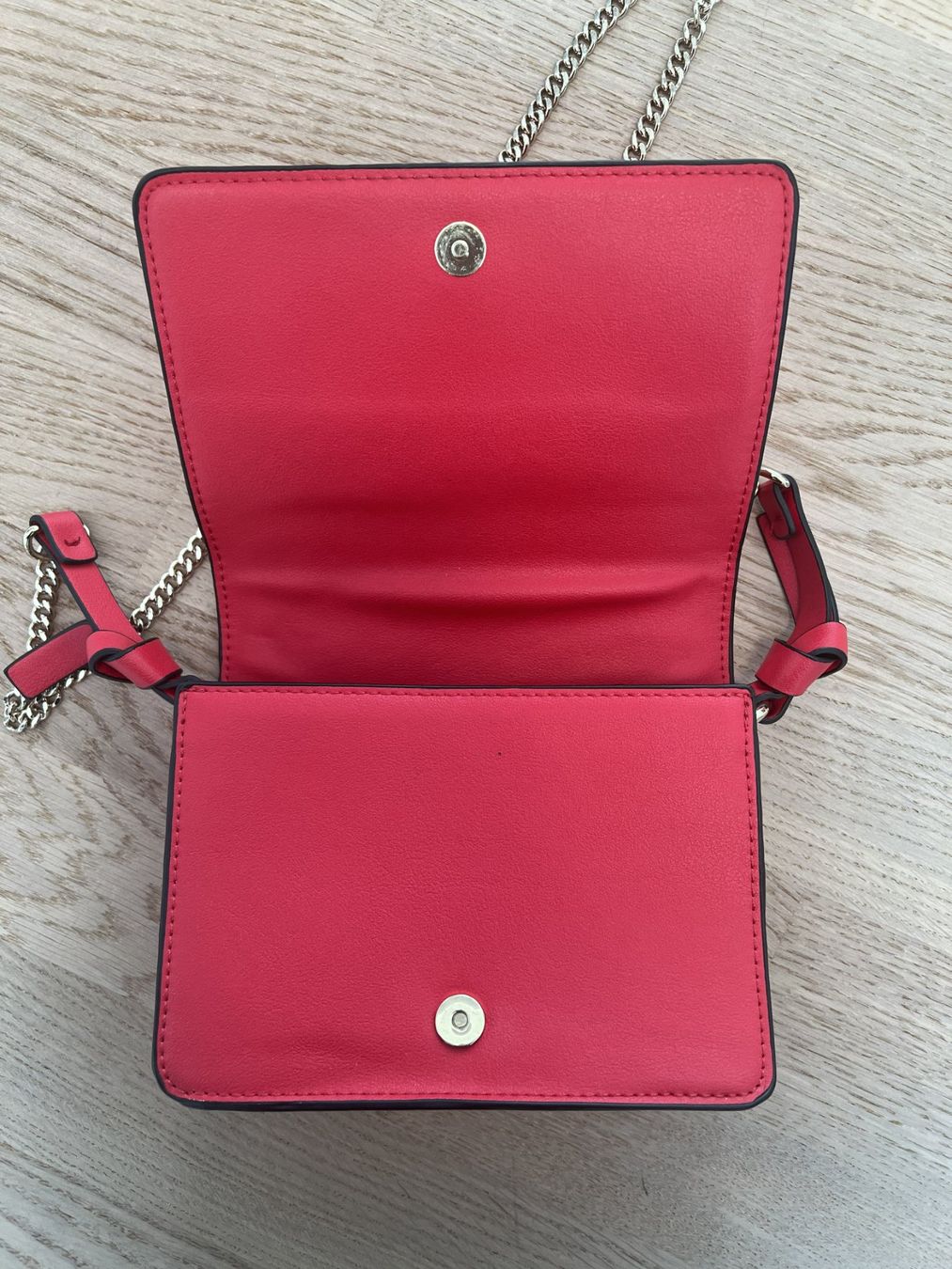 Zara Borse da donna: Zara TRF Schultertasche rot – Usato da Bülach venduto da deinmica 3