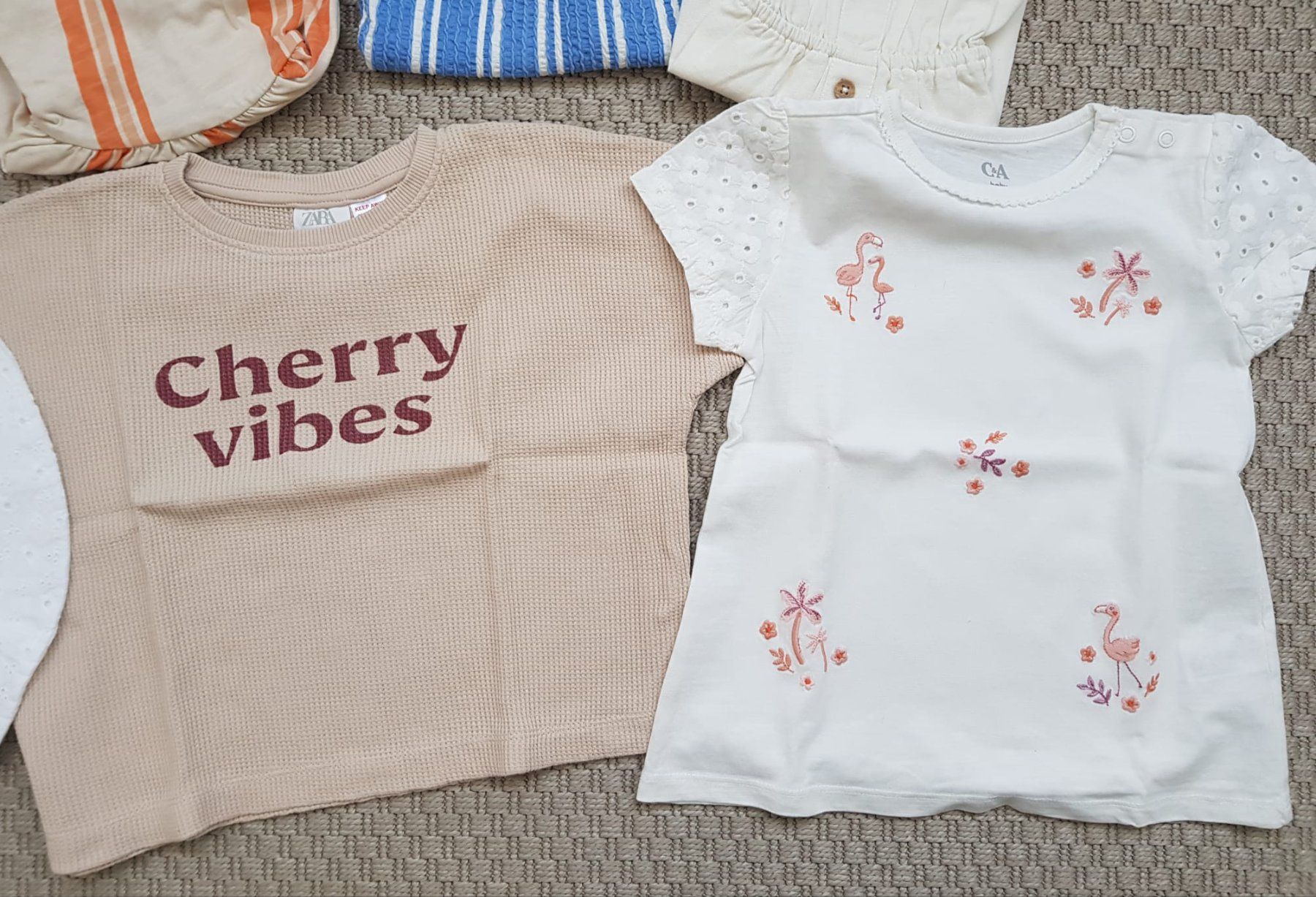 Zara Lotti & Set di vestiti: Kleiderpaket Mädchen Grosse 104 – Usato da Münchenstein venduto da mt25 1