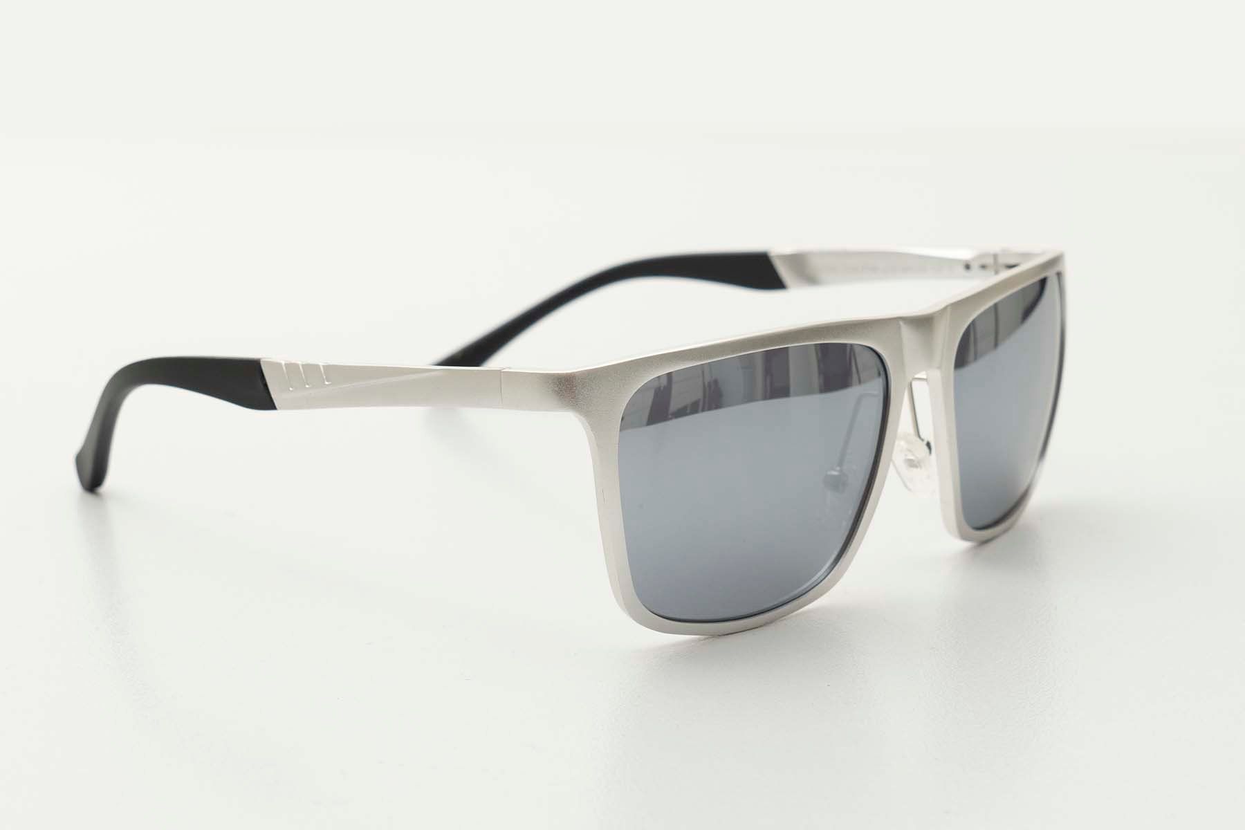 Occhiali & Lenti: Schöne Designer Sonnenbrille Square SILVER – Nuovo (secondo la descrizione) da Basel venduto da phil4001 4