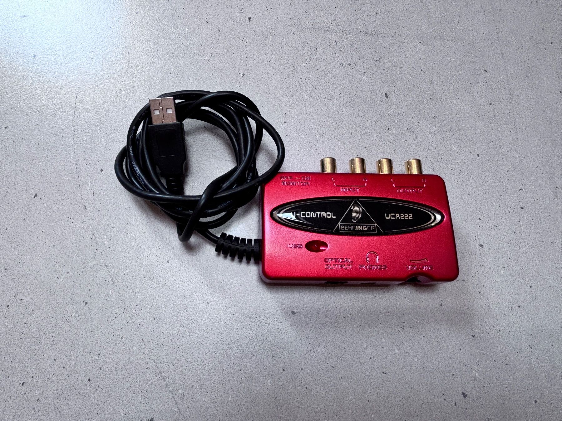 Behringer Strumenti musicali: Behringer UCA222 – Usato da uster venduto da Torete 2