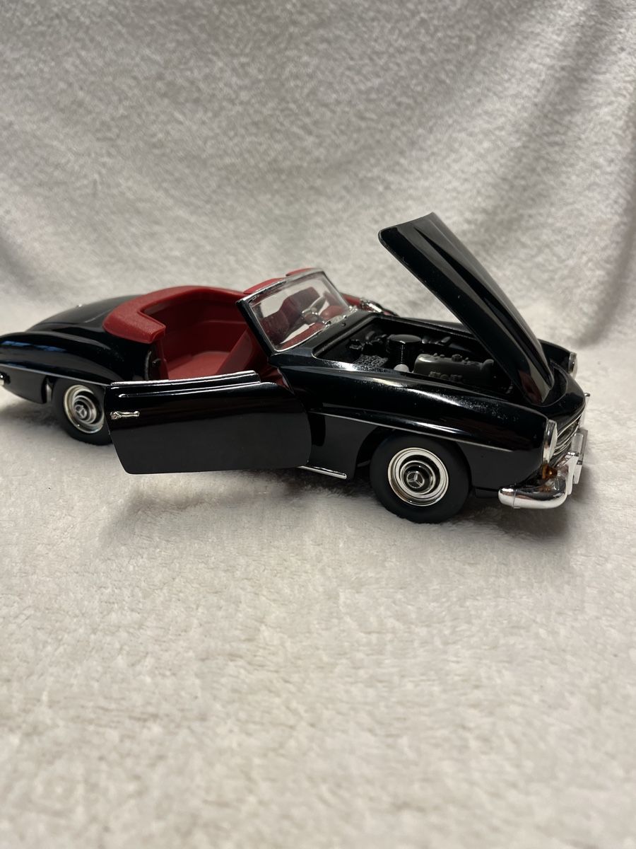 Mercedes-Benz Modellini d'auto: Mercedes SL 190 1/18 – Nuovo (secondo la descrizione) da Oberweningen venduto da mer_2yn9 2