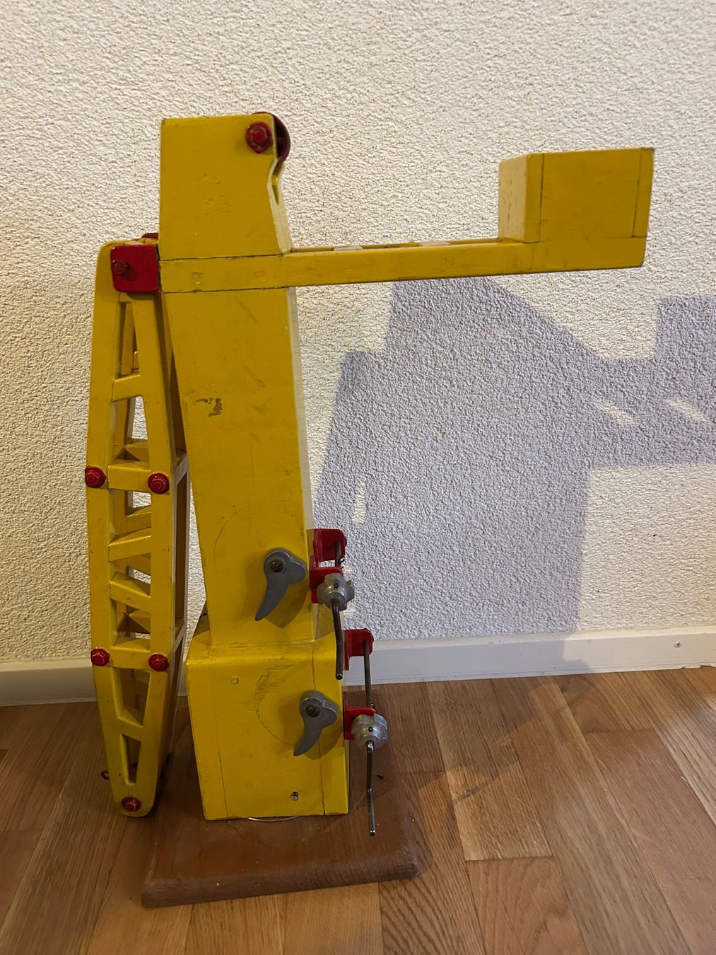 Giocattoli: Spielzeug Kran Holz alt Vintage – Usato da Basel venduto da toy_t8bb