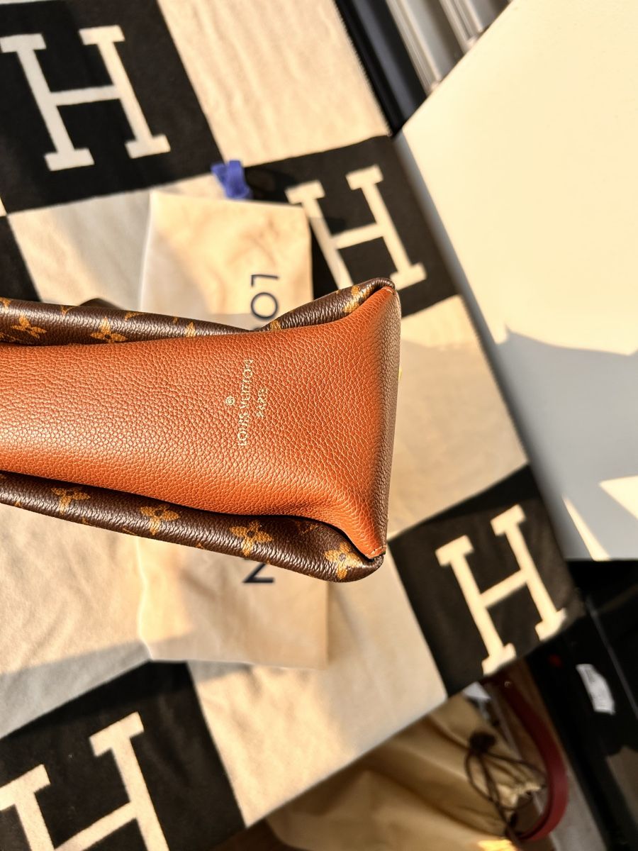 Louis Vuitton Sacs femmes: Louis Vuitton  – D'occasion à Rotkreuz par Annie_87 6