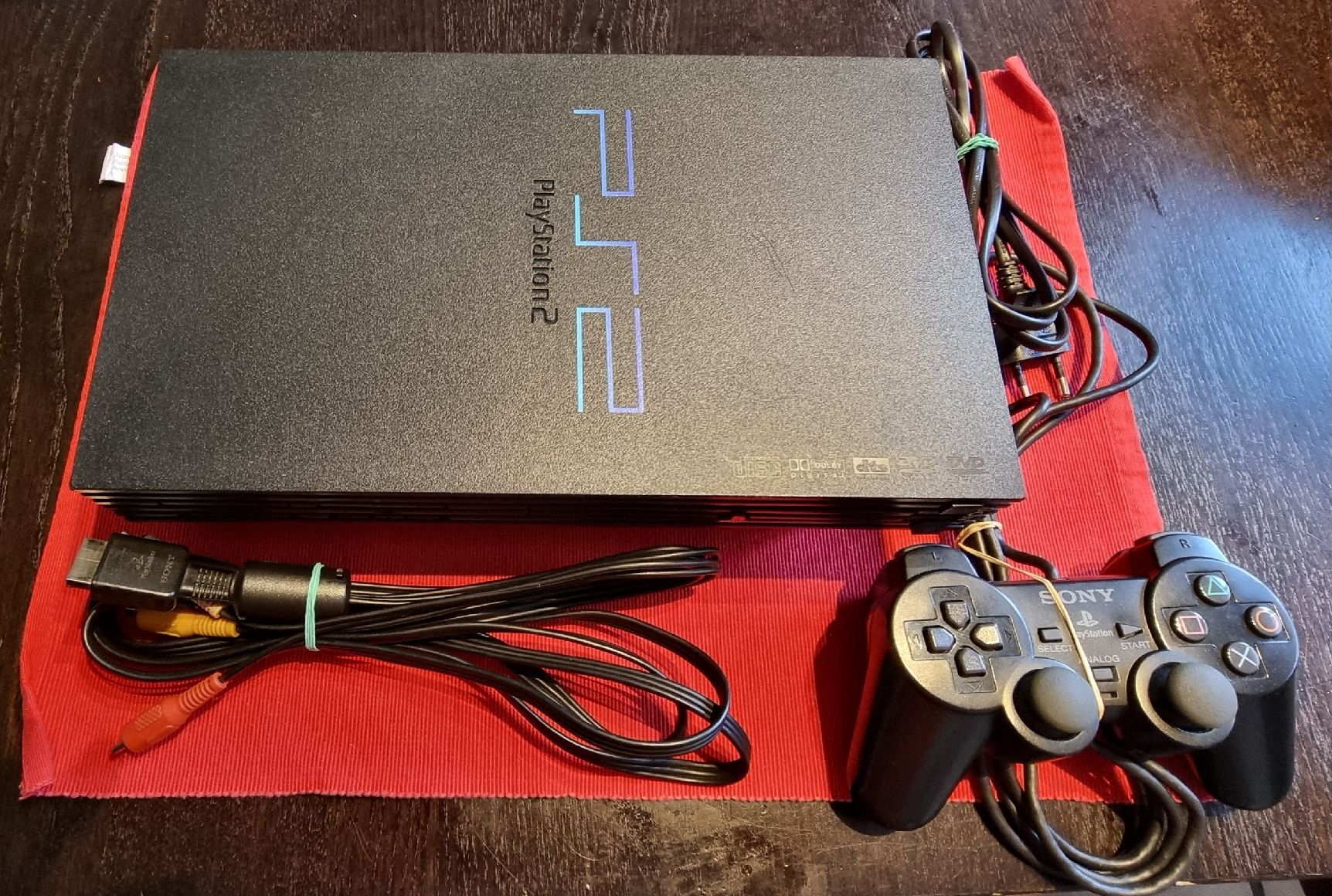 Sony Console: Playstation 2 Fat Console in great condition! – Usato da Allschwil venduto da NDSS9483 1