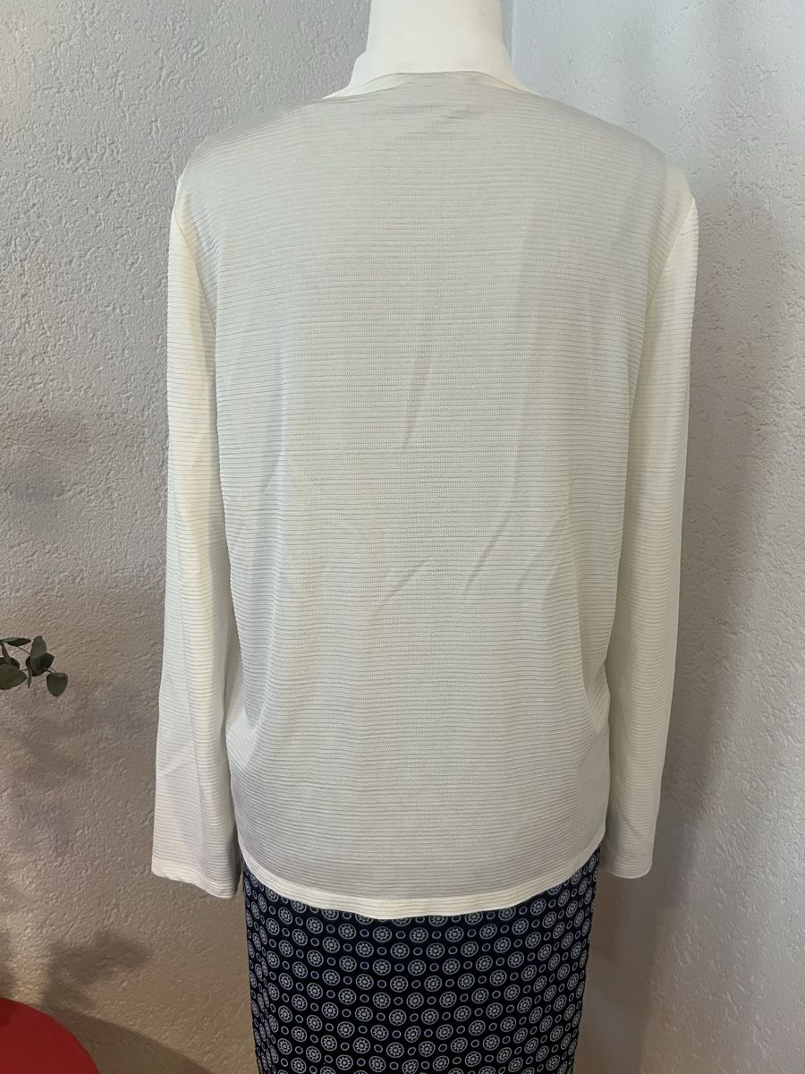 Massimo Dutti Tops: MASSIMO DUTTI Jaquette fluide à nouer - Comme neuf – Neuf (Voir description) à Neuchâtel par wyssku 4