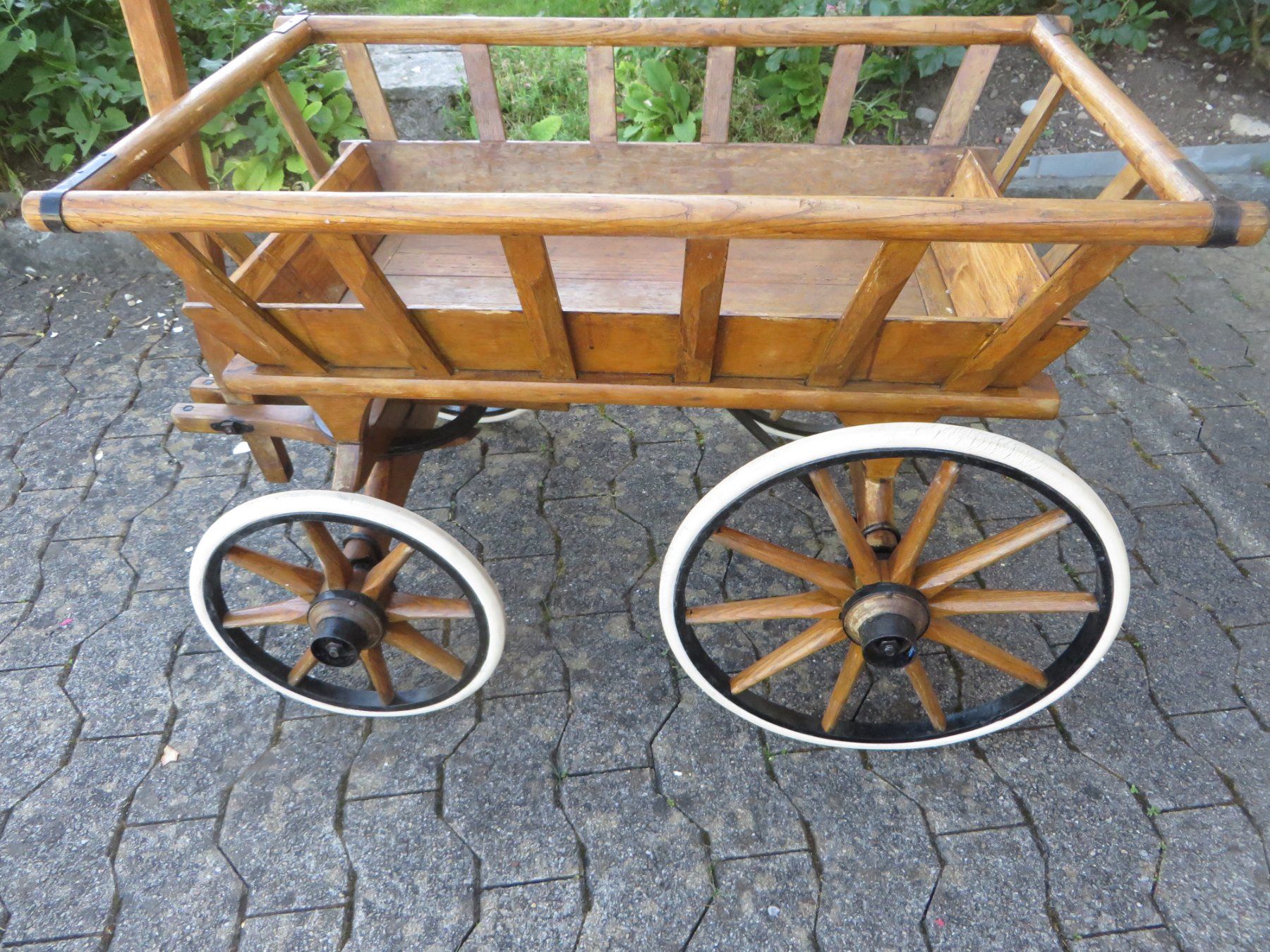 Carrelli di trasporto: Nr. 9 Neu restauriertes Leiterwägeli / Leiterwagen – Usato da Ermenswil venduto da lodero 1