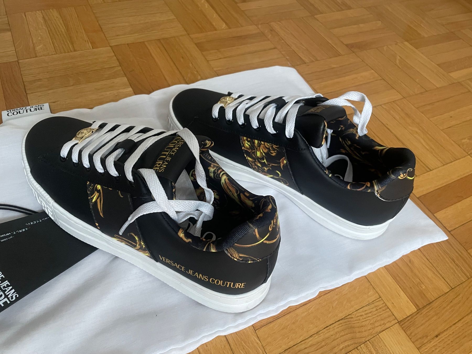 Versace Scarpe da donna: Schuhe Versace Jeans Coture gr. 39 – Nuovo (secondo la descrizione) da Zürich venduto da Maggi1980 4