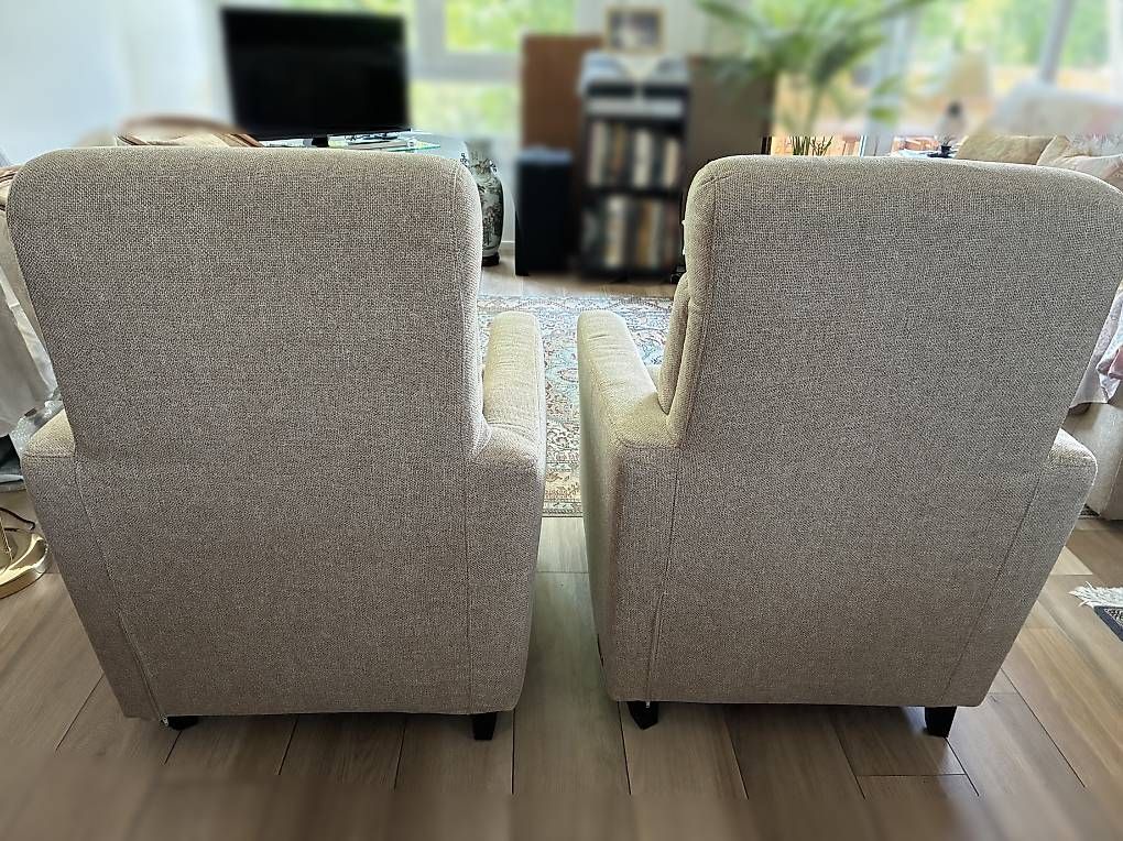 Sessel: 2x fauteuils Poltronesofa beige comme neuf – Gebraucht aus Ecublens VD von r0c_872m 1