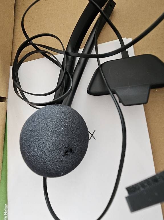 Microsoft Console: Xbox One mit Kinect Originalverpackt – Usato da Worb venduto da MisterSunshine 3