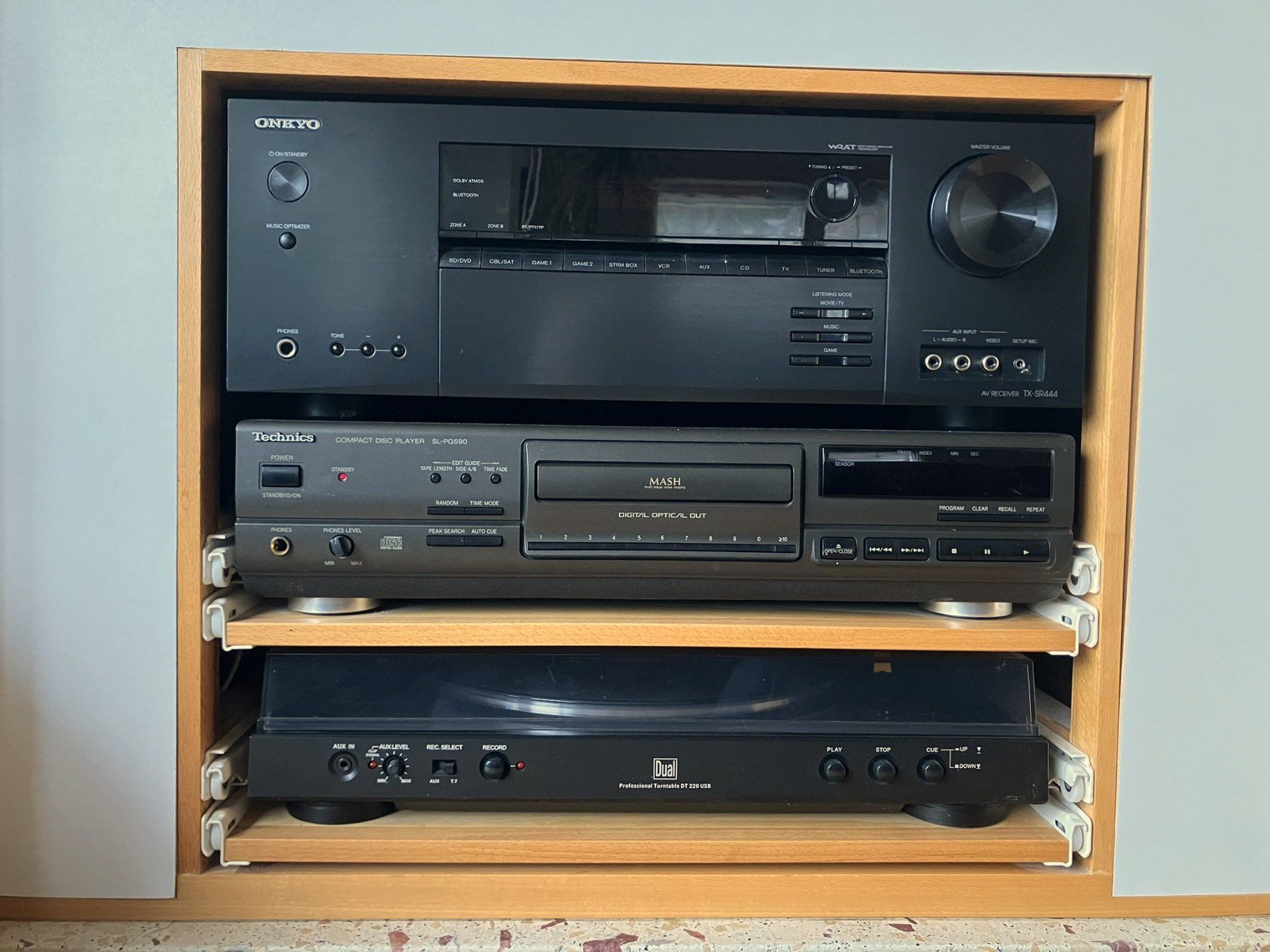 Onkyo Ricevitori: Stereoanlage – Usato da Lenzerheide/Lai venduto da arn_ybv7 1