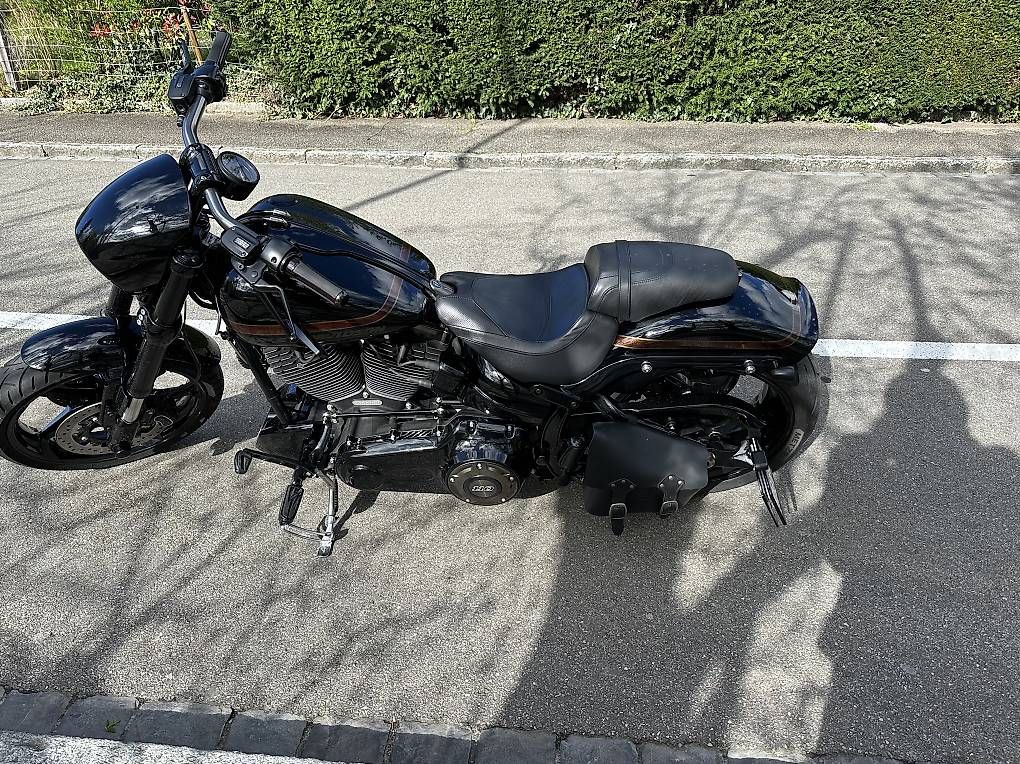 Chopper: Harley Davidson Breakout CVO Pro Street – Gebraucht aus Binningen von ale_sh25 2