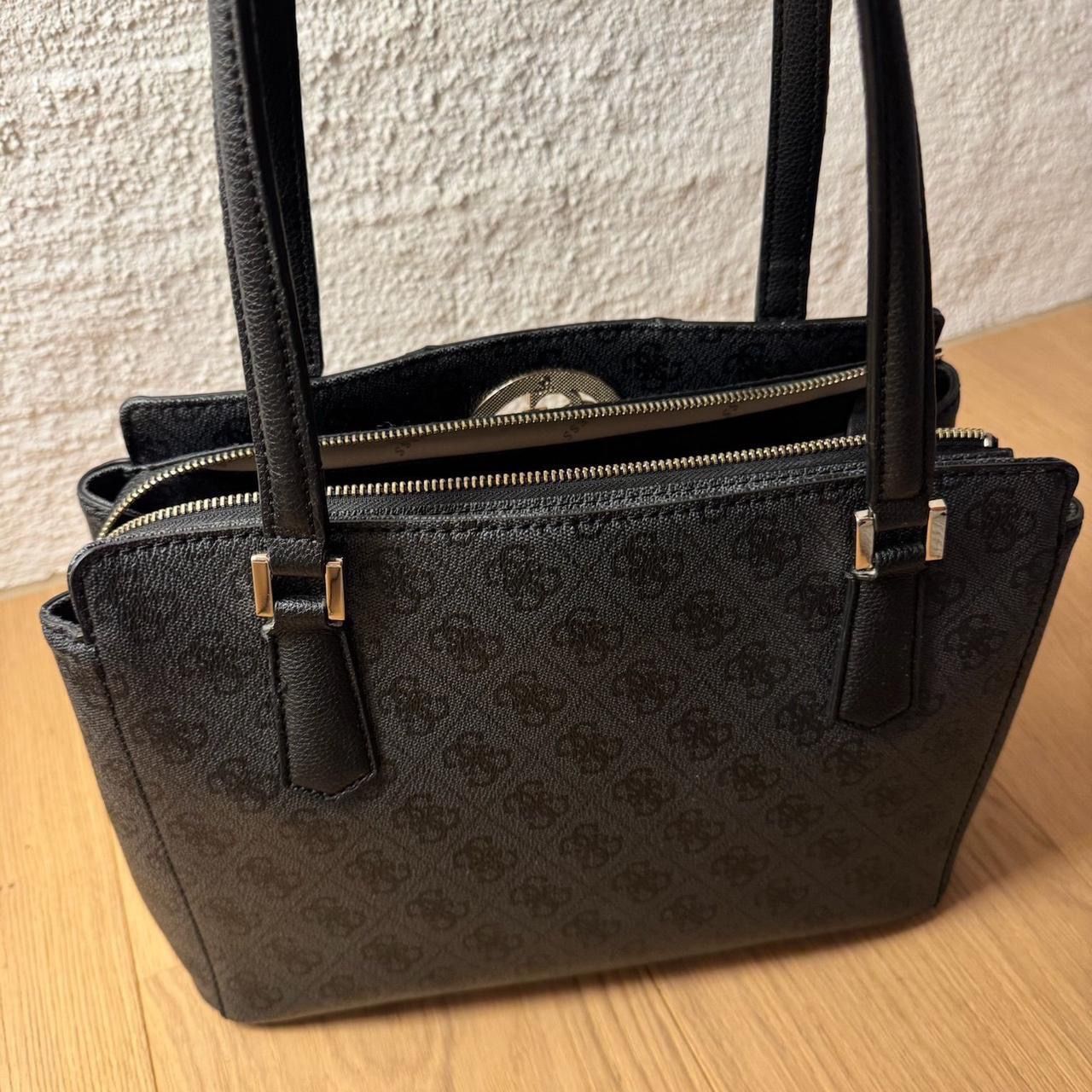 Guess Borse da donna: Guess tasche – Nuovo (secondo la descrizione) da Konolfingen venduto da gle_nbf9 3